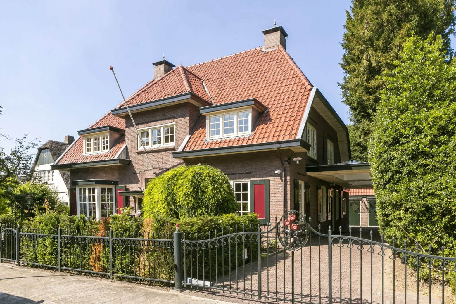Vrijstaande woning te koop: Julianastraat 10, Velp