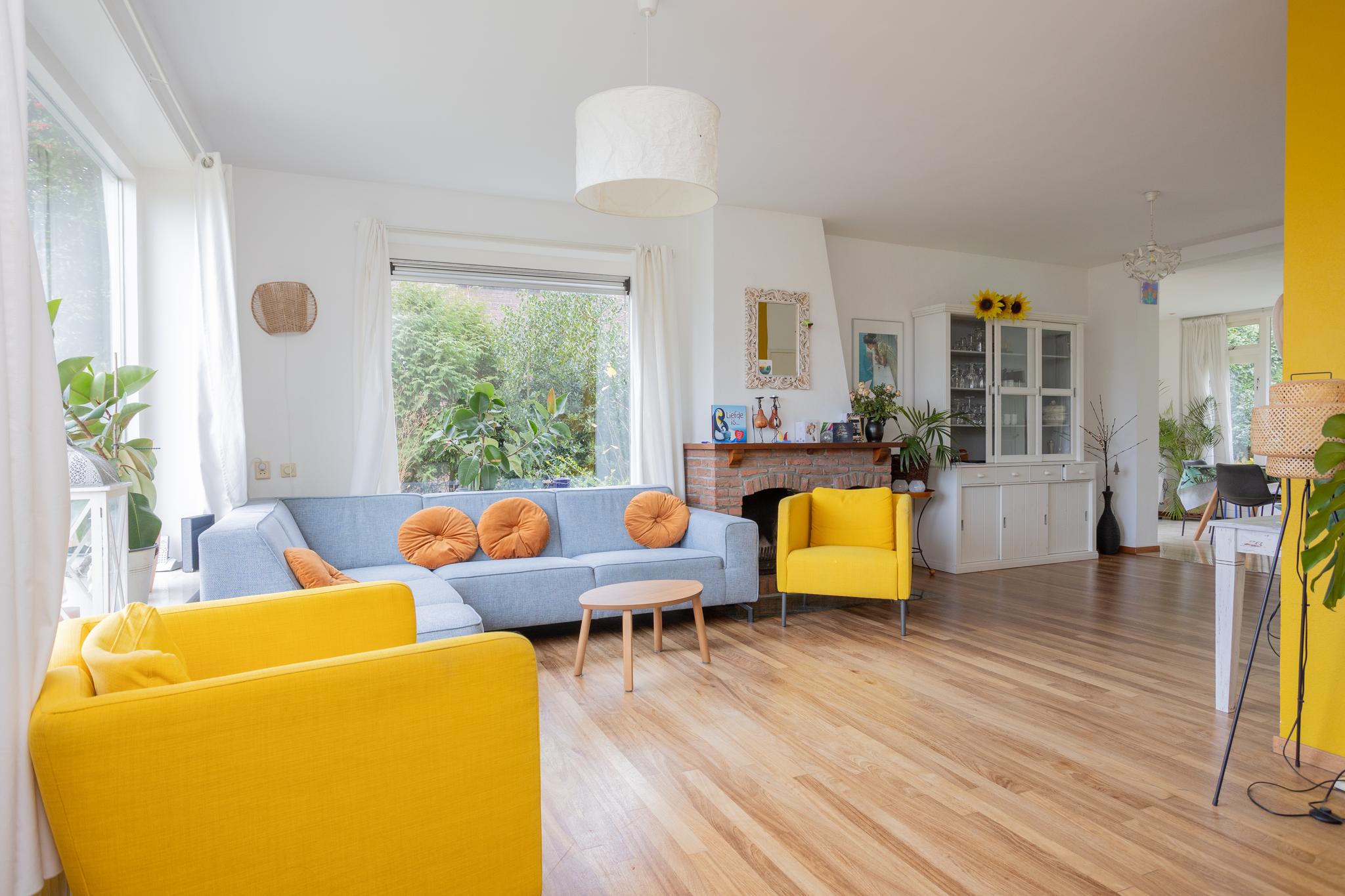 Woonkamer (schouw is verwijderd)