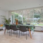 Eetkamer in de aanbouw