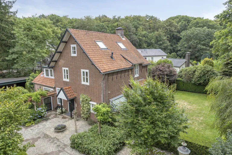 Vrijstaande woning te koop: Beekhuizenseweg 24, Velp